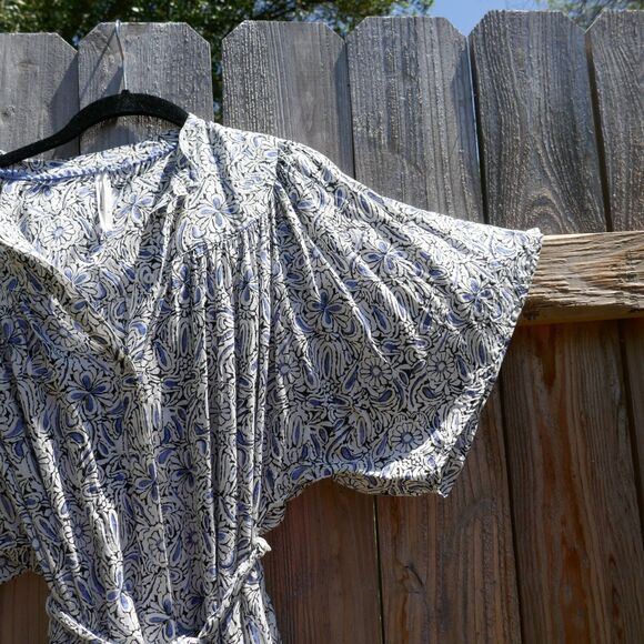 Anthropologie Breezy Lounge Romper Shorts Blue Floral Short Sleeve Small Modal - Picture 3 of 9